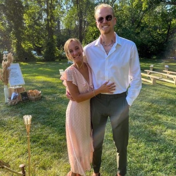 Meet your Posher, Alexandra - Picture 1 of 1